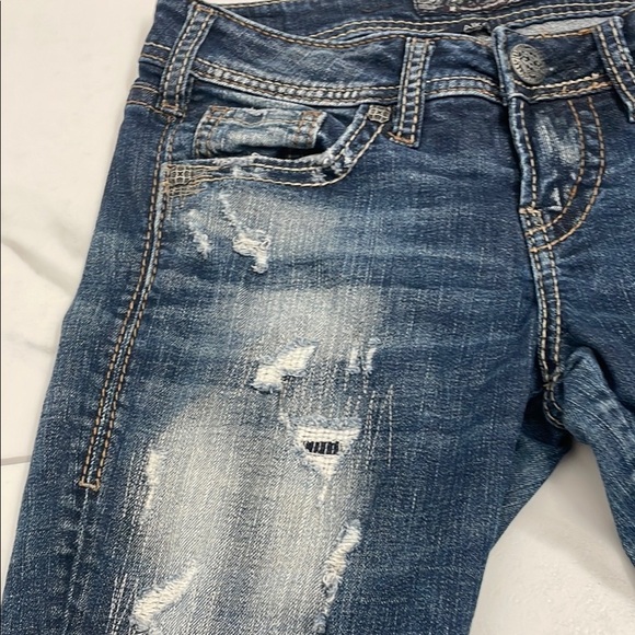 Distressed Silver Aiko skinny Mid Rise Medium Wash Jeans - Picture 11 of 12